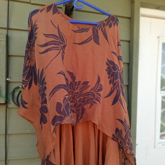 Bella Amore One Size Layer Top